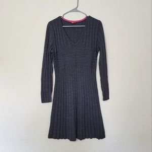 Krimson Klover Dark Gray Merino Wool Ribbed Knit V Neck Long Sleeve Dress Medium